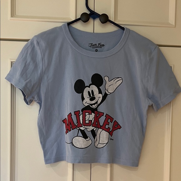 Junk Food Clothing Woman’s cropped Mickey Mouse Light Blue Tee - Picture 1 of 2